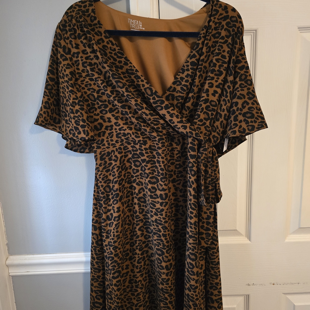 Time and Tru Leopard Print Wrap Dress - Brown & Black